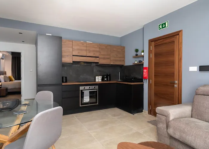 Modern 1Br Apartments Close To Manoel Island Saint Julians & Tigne Shopping Mall