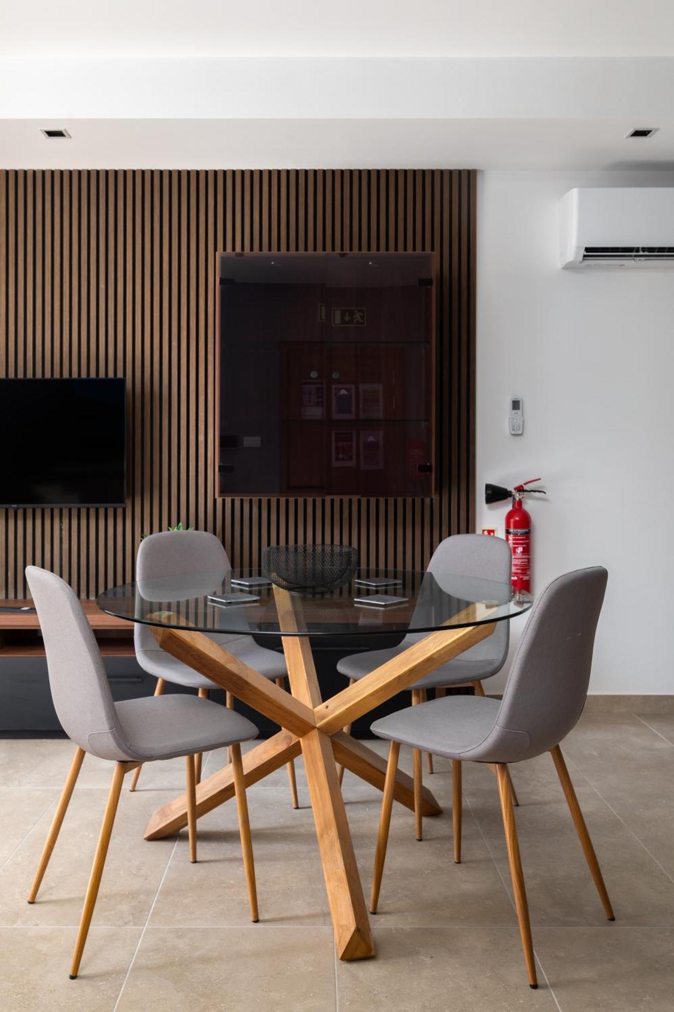 Modern 1br Close To Manoel Island Saint Julians & Tigne Shopping Mall Gzira