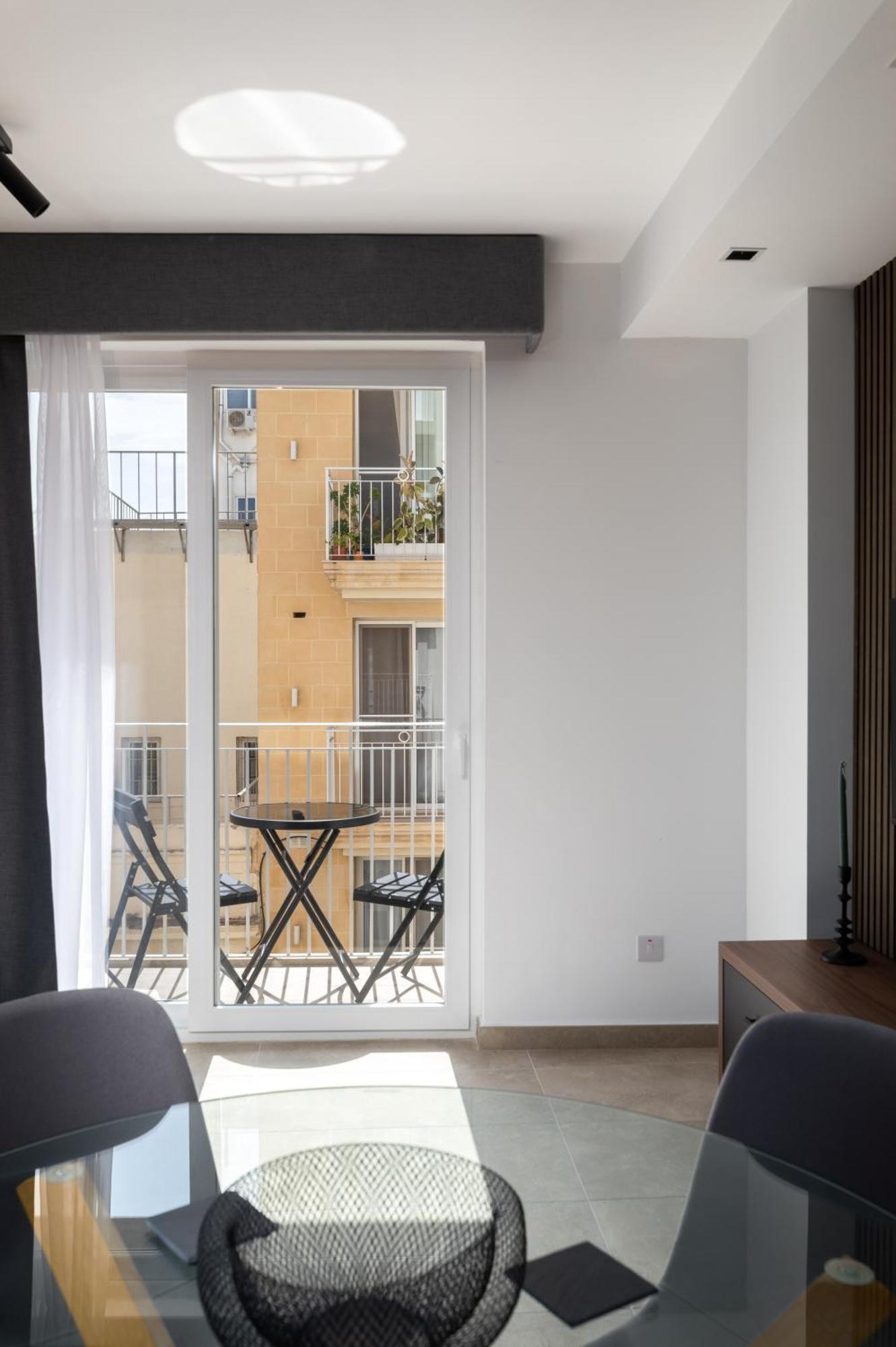 Апартаменты Modern 1br Close To Manoel Island Saint Julians & Tigne Shopping Mall Gzira