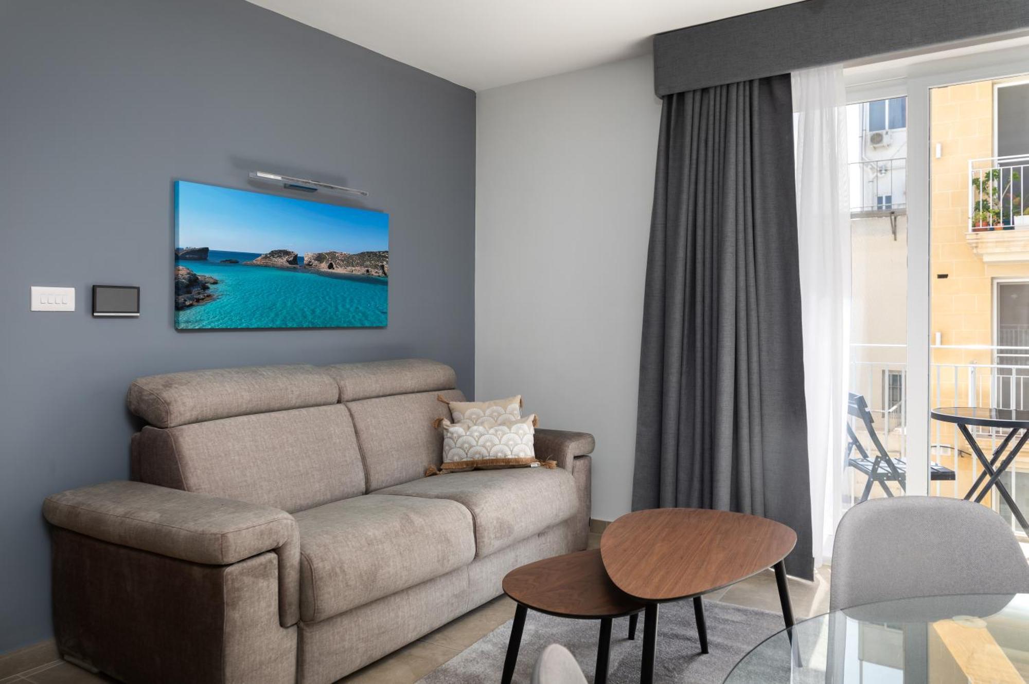 Modern 1br Close To Manoel Island Saint Julians & Tigne Shopping Mall Gzira
